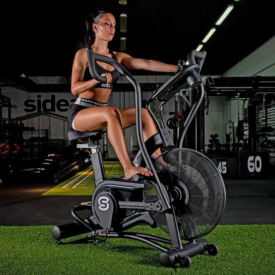 Fan bike — cardio de alta intensidad